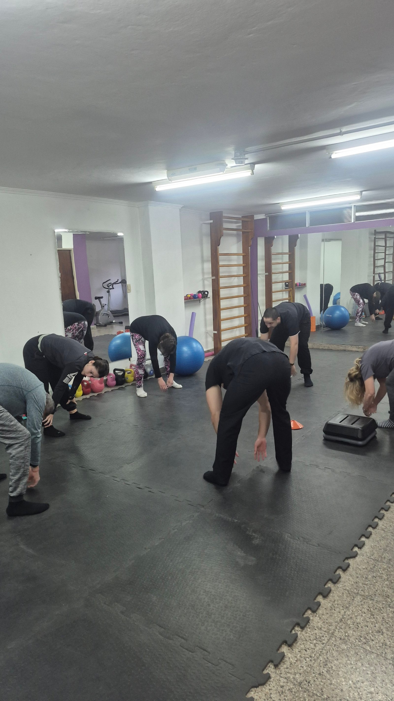 Clase del Gimnasio +50 años en la Mutual Policial de Córdoba